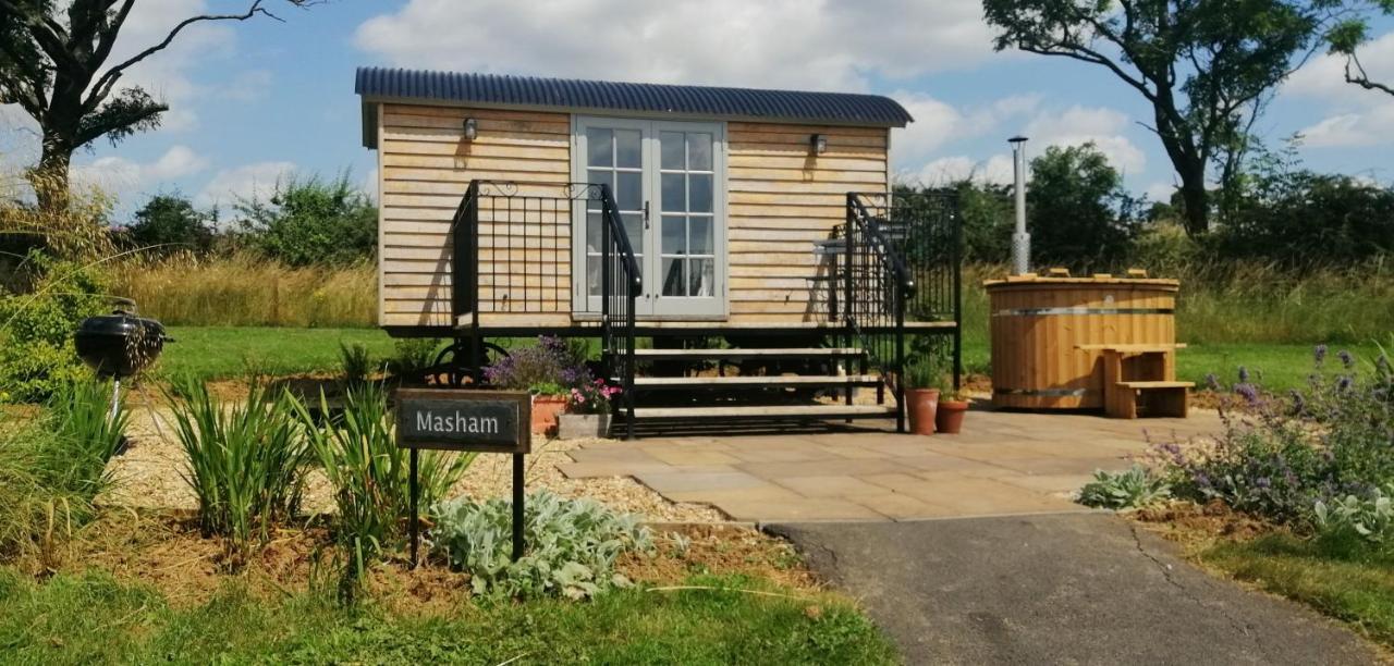 Fair Farm Hideaway Villa Waltham on the Wolds Bagian luar foto