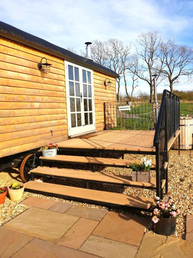 Fair Farm Hideaway Villa Waltham on the Wolds Bagian luar foto