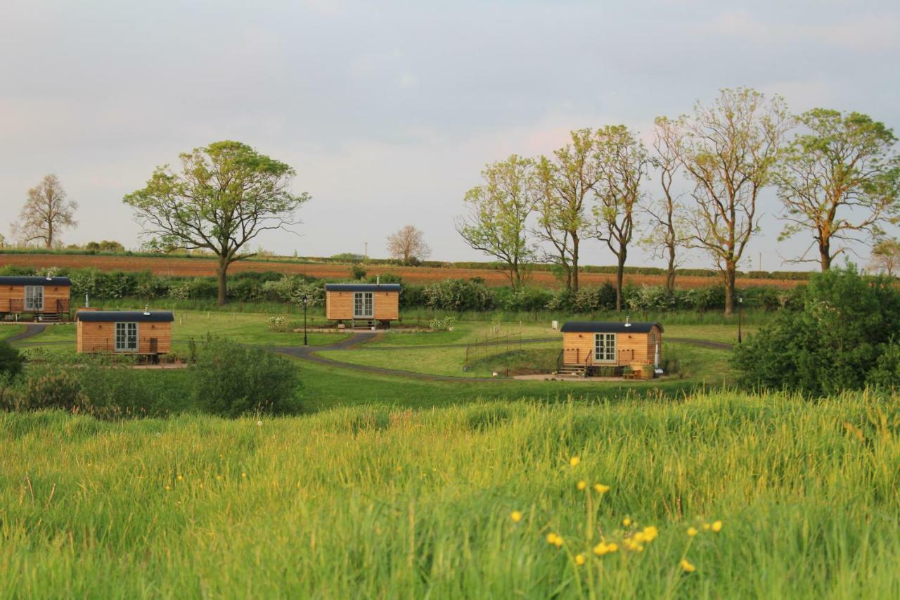 Fair Farm Hideaway Villa Waltham on the Wolds Bagian luar foto