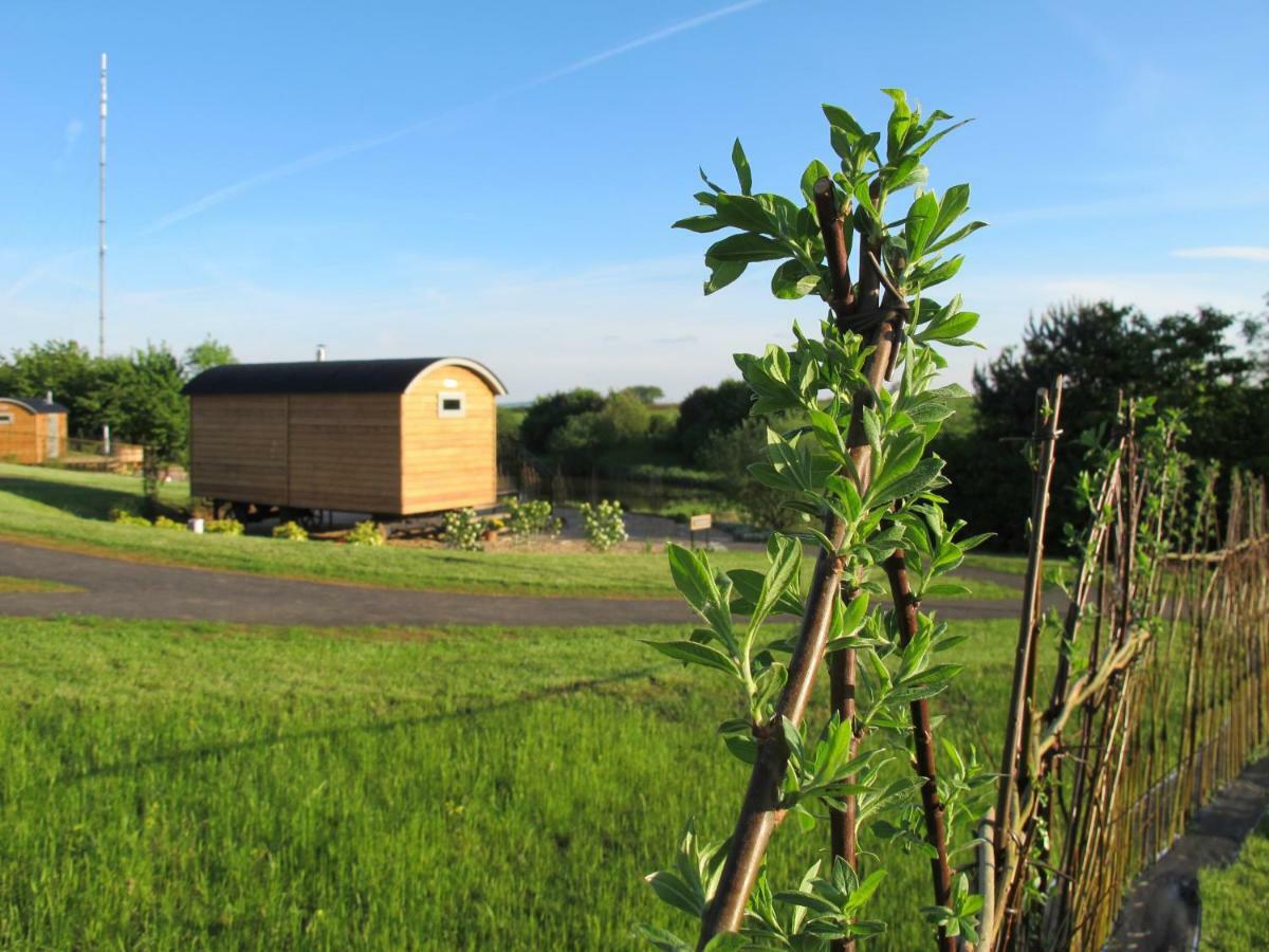 Fair Farm Hideaway Villa Waltham on the Wolds Bagian luar foto