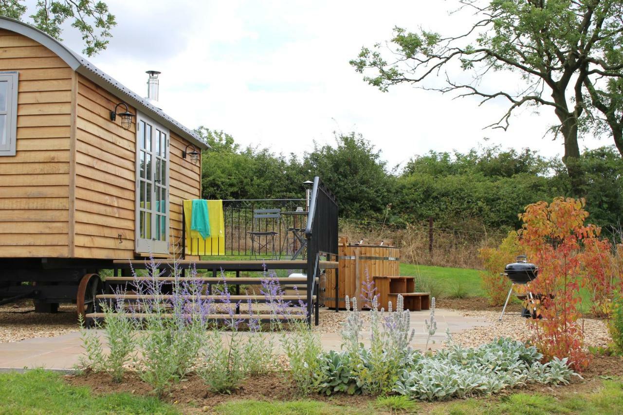 Fair Farm Hideaway Villa Waltham on the Wolds Bagian luar foto
